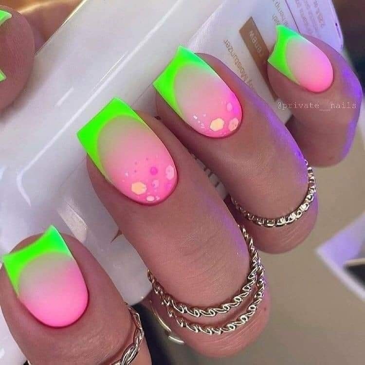 27 idées de nail art pour des ongles colorés 13 27 idées de nail art pour des ongles colorés 13