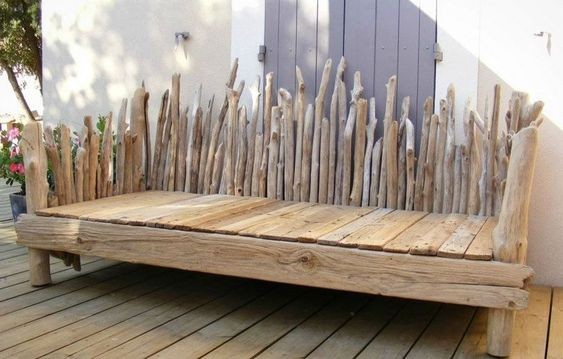 Déco de jardin en bois flotté : 23 idées à adopter 4 Déco de jardin en bois flotté : 23 idées à adopter 4