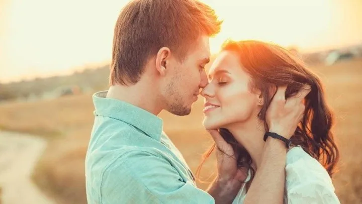 Les signes d'une amitié amoureuse 4 Les signes d'une amitié amoureuse 4