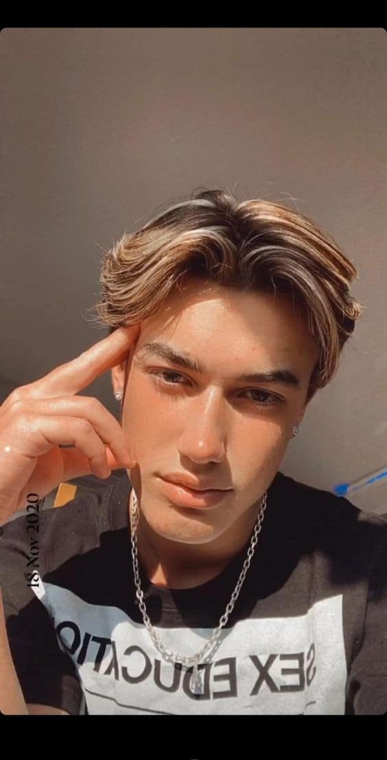 23 coupes de cheveux mi-décolorées pour hommes en 2023 20 23 coupes de cheveux mi-décolorées pour hommes en 2023 20