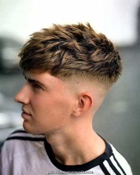 23 coupes de cheveux mi-décolorées pour hommes en 2023 22 23 coupes de cheveux mi-décolorées pour hommes en 2023 22