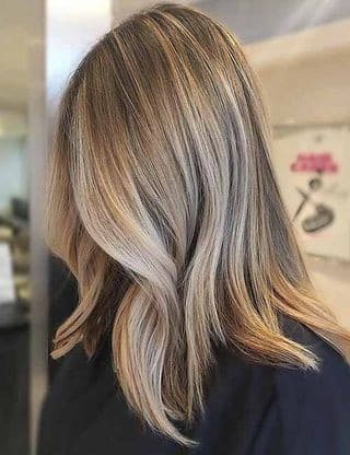 Blond foncé : Nos 22 Modèles Tendances en 2023 2 Blond foncé : Nos 22 Modèles Tendances en 2023 2