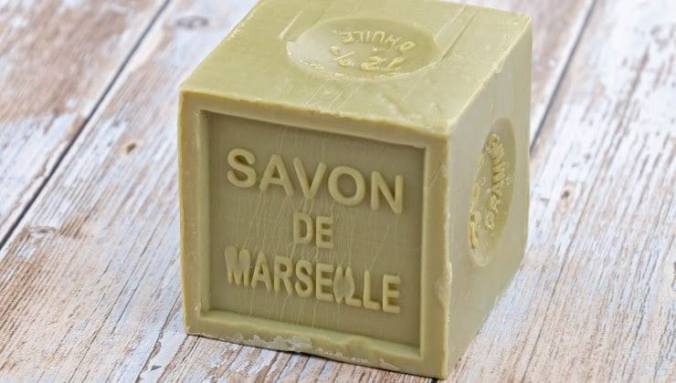 Comment éliminer l'odeur de sueur des oreillers ? Utilisez cette méthode infaillible 3 Comment éliminer l'odeur de sueur des oreillers ? Utilisez cette méthode infaillible 3