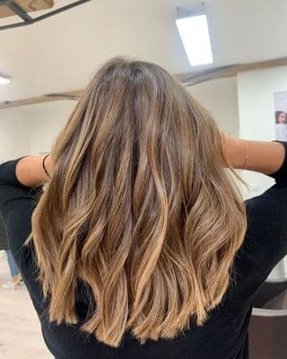 Blond foncé : Nos 22 Modèles Tendances en 2023 34 Blond foncé : Nos 22 Modèles Tendances en 2023 34
