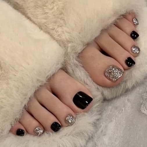Pédicure été 2023 : La beauté commence par les ongles des pieds 3 Pédicure été 2023 : La beauté commence par les ongles des pieds 3