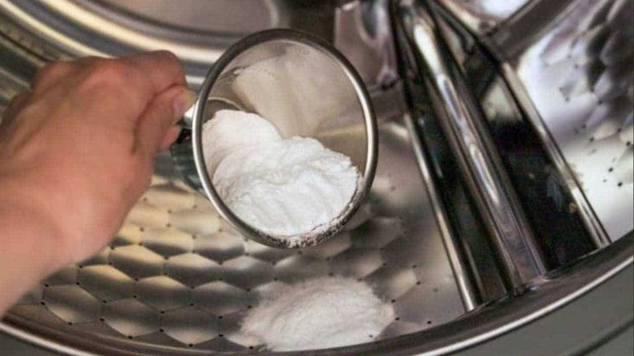 4 Astuces pour nettoyer une machine à laver qui sent mauvais 1