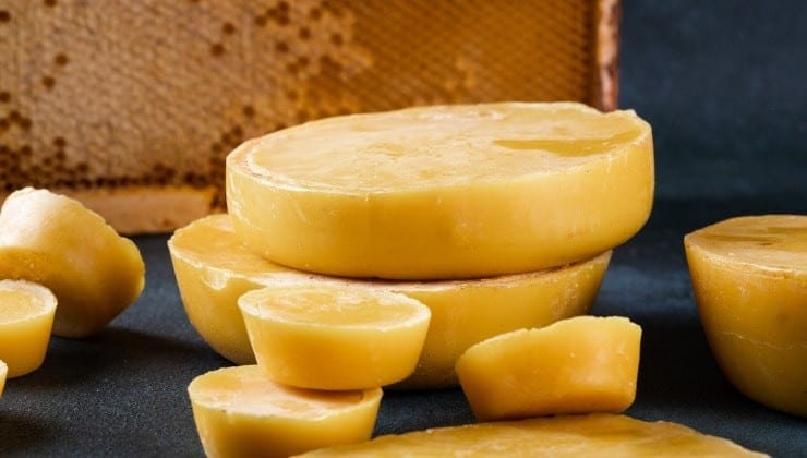 La méthode pour enlever les rayures et les bosses des meubles en bois en 5 secondes 3 La méthode pour enlever les rayures et les bosses des meubles en bois en 5 secondes 3