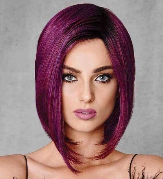 Couleur de cheveux prune : Nos 23 plus beaux modèles en 2023 9 Couleur de cheveux prune : Nos 23 plus beaux modèles en 2023 9