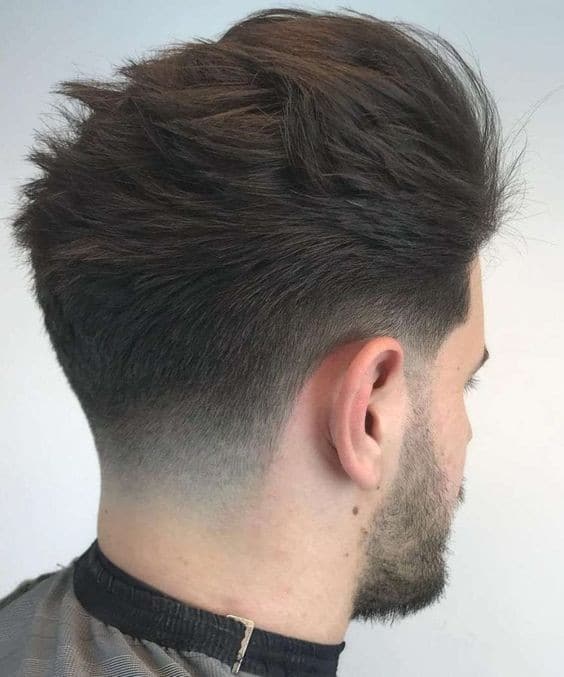33 Coupes taper mood fade mi-long homme 2023 6 33 Coupes taper mood fade mi-long homme 2023 6