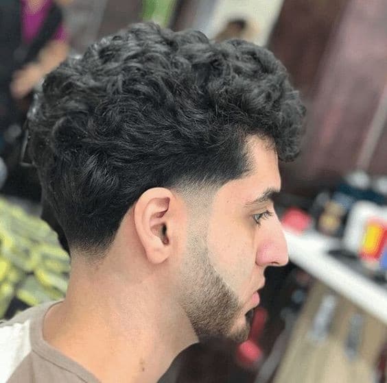 33 Coupes taper mood fade mi-long homme 2023 9 33 Coupes taper mood fade mi-long homme 2023 9