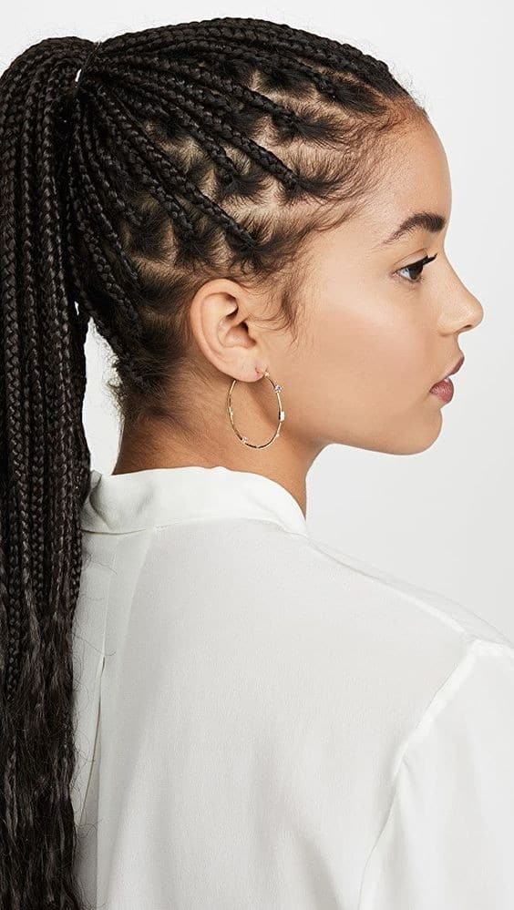Braids 2023 : Nos 23 plus beaux modèles pour cette coiffure africaine 12 Braids 2023 : Nos 23 plus beaux modèles pour cette coiffure africaine 12