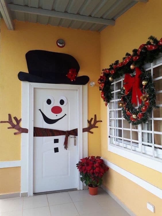 10 idées pour décorer la porte d'entrée pour Noël 2
