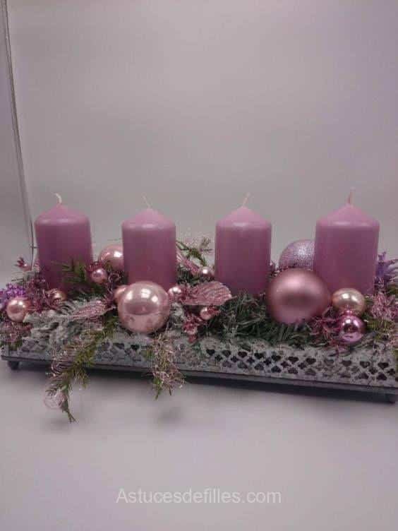 Centres de Table Roses : 13 Idées Éblouissantes pour Noël 11 Centres de Table Roses : 13 Idées Éblouissantes pour Noël 11