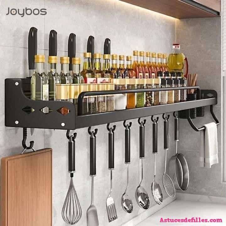 17 idées pour décorer et aménager une cuisine avec des étagères intelligentes 12