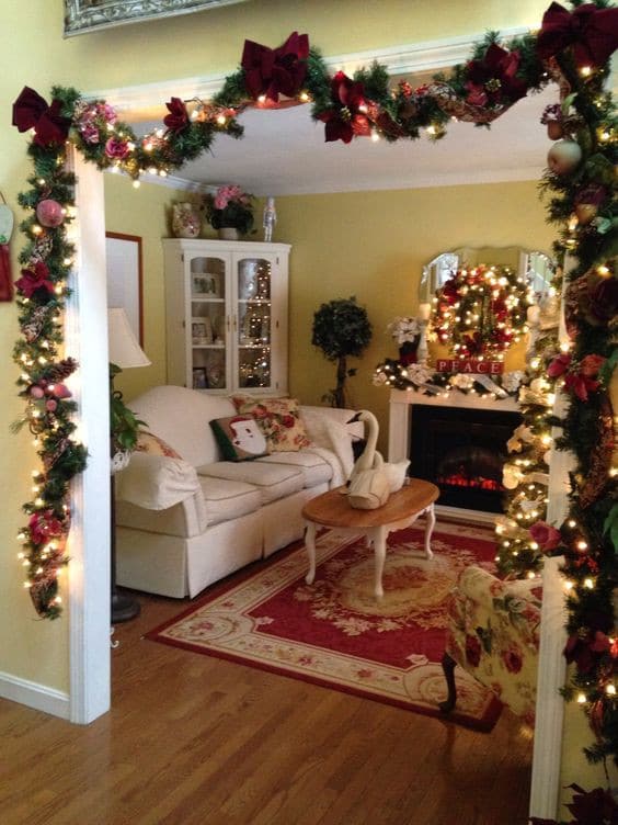 19 Décorations de Noël éblouissantes pour décorer vos couloirs 11 19 Décorations de Noël éblouissantes pour décorer vos couloirs 11