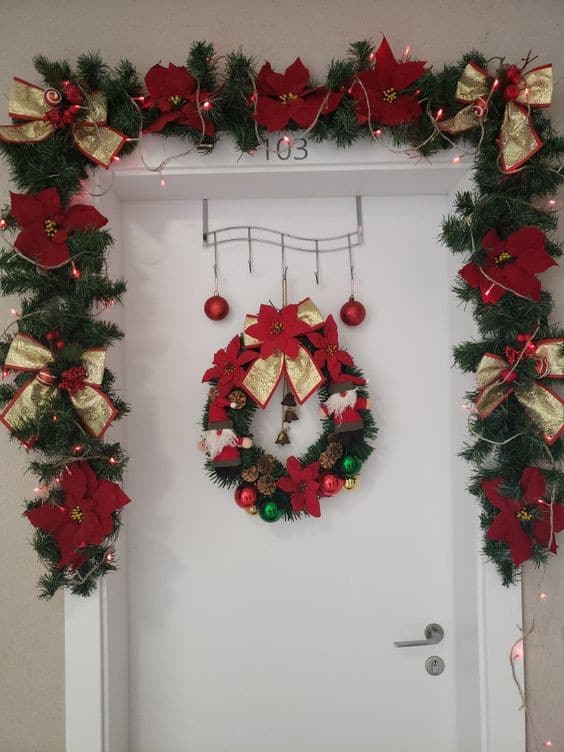 19 Décorations de Noël éblouissantes pour décorer vos couloirs 4 19 Décorations de Noël éblouissantes pour décorer vos couloirs 4