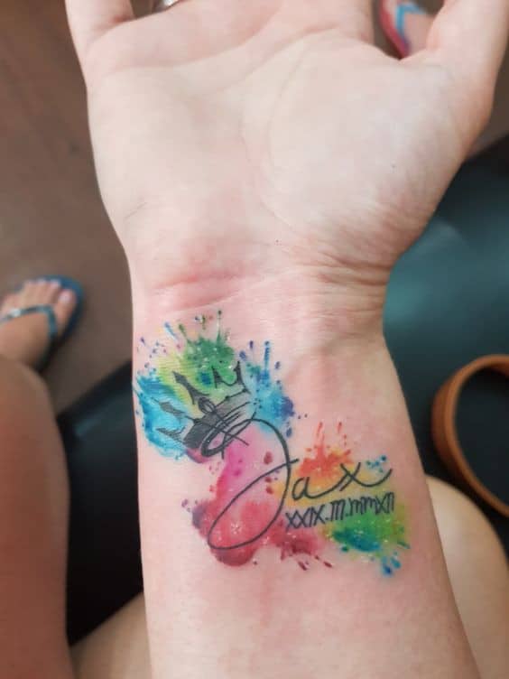 23 Top idées de tatouages féminins colorés 23