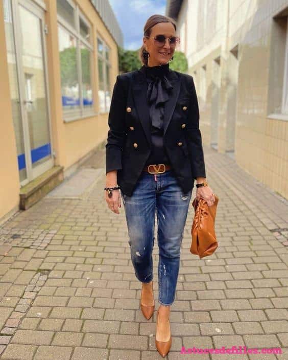 24 idées pour assortir des jeans pour les dames modernes 11