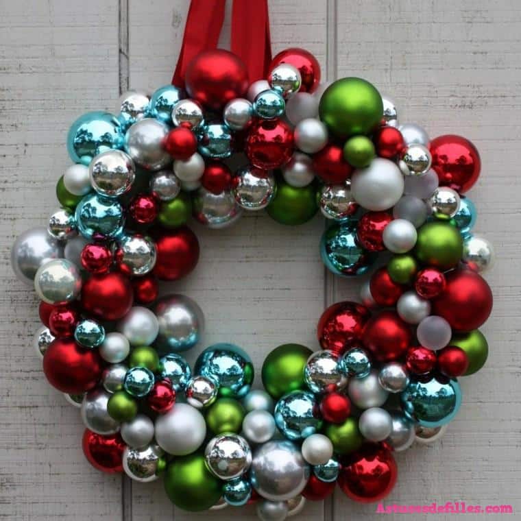 62 idées de décorations de Noël avec des sphères 38 62 idées de décorations de Noël avec des sphères 38