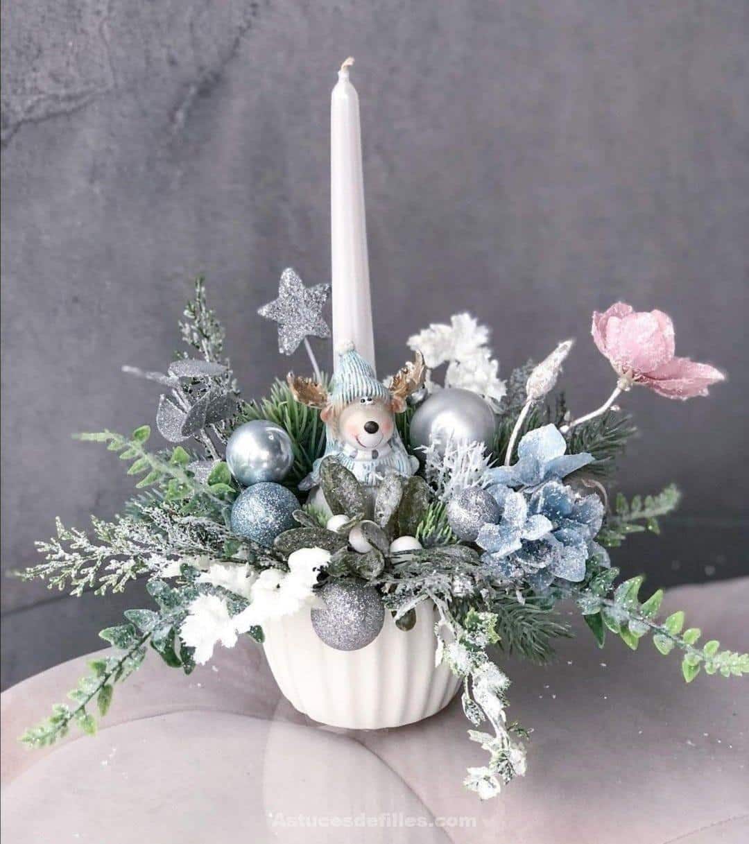 80 Beaux centres de table pour décorer votre table de Noël 26 80 Beaux centres de table pour décorer votre table de Noël 26