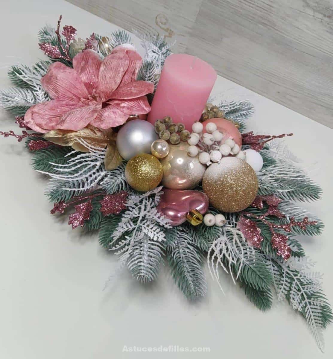 80 Beaux centres de table pour décorer votre table de Noël 33 80 Beaux centres de table pour décorer votre table de Noël 33