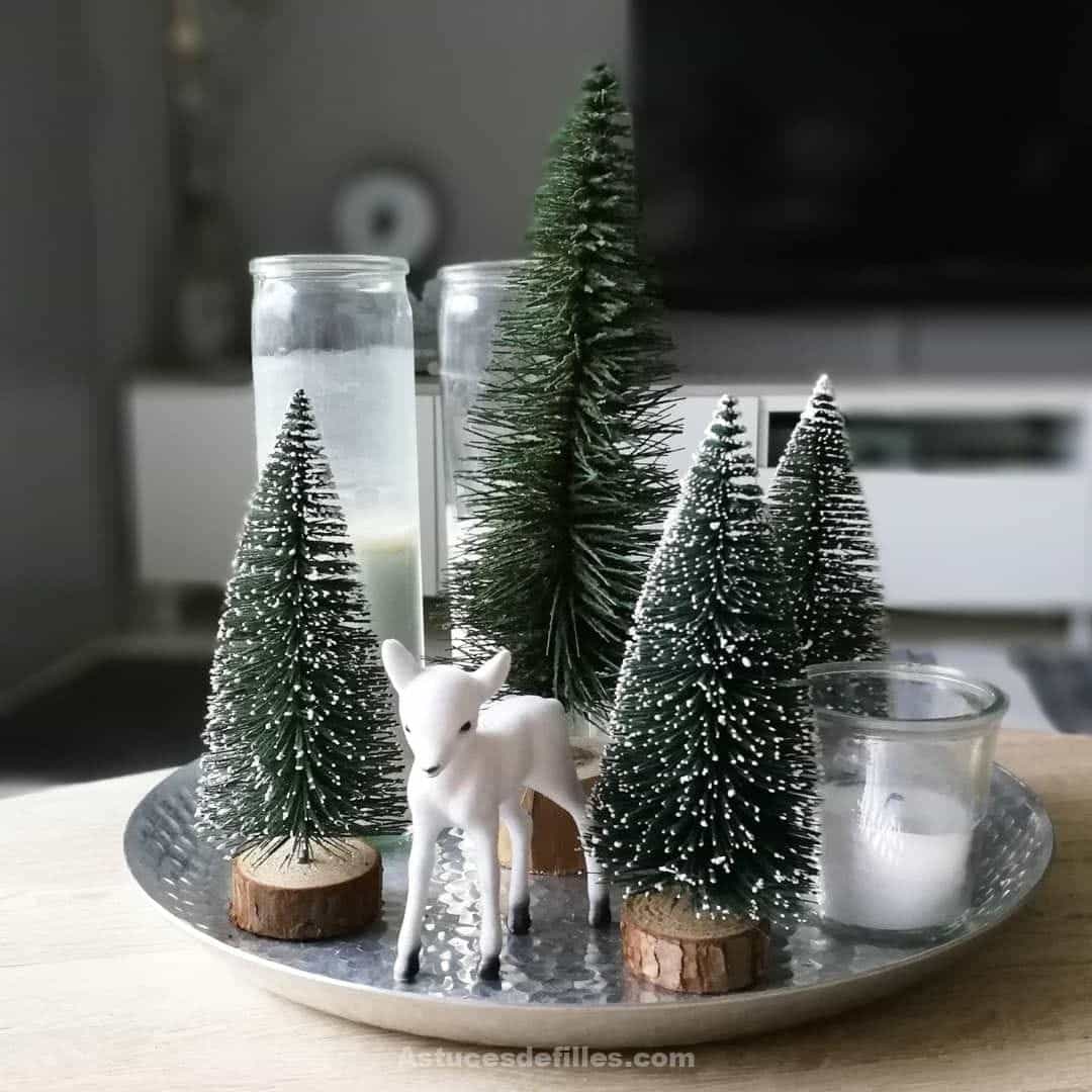 80 Beaux centres de table pour décorer votre table de Noël 35 80 Beaux centres de table pour décorer votre table de Noël 35
