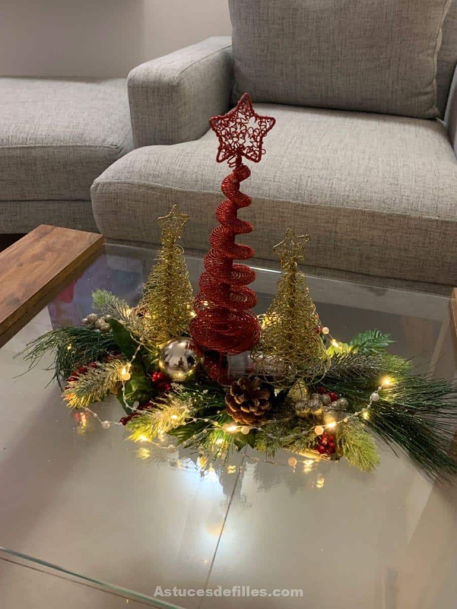 80 Beaux centres de table pour décorer votre table de Noël 66 80 Beaux centres de table pour décorer votre table de Noël 66