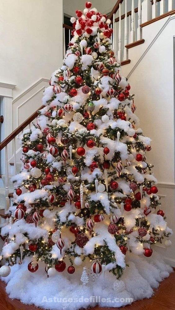 Comment décorer son sapin de Noël et l'embellir pour cette année : Nos 32 plus belles idées ! 30 Comment décorer son sapin de Noël et l'embellir pour cette année : Nos 32 plus belles idées ! 30