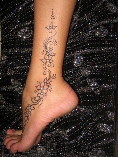 26 Top idées de tatouages pour les pieds 12