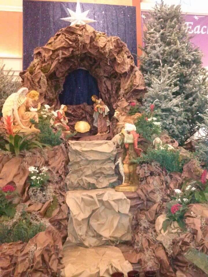 33 Belles idées de crèche de Noël les plus originales en 2023 8