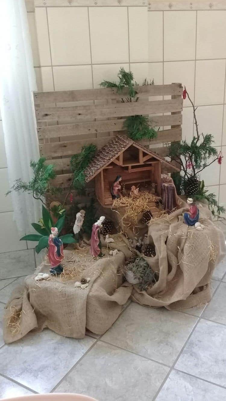 33 Belles idées de crèche de Noël les plus originales en 2023 9