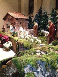 33 Belles idées de crèche de Noël les plus originales en 2023 29