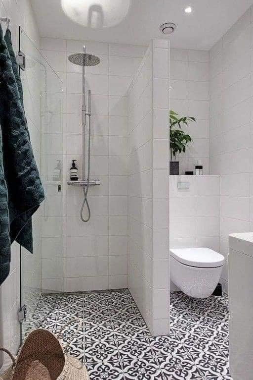 20 Idées modernes pour décorer une petite salle de bain 7