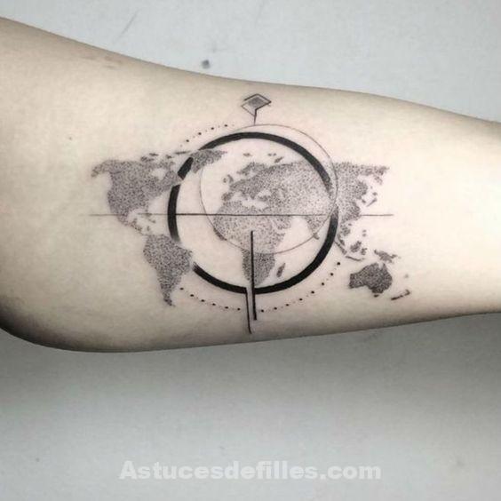 20 Idées de Tatouages pour les Aventuriers du Monde 8