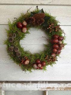 25 Couronnes de Noël Écoresponsables : Créations Festives à Base de Matériaux Naturels 5 25 Couronnes de Noël Écoresponsables : Créations Festives à Base de Matériaux Naturels 5