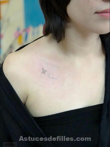 20 Tatouages ​​d’avion pour hommes et femmes 12