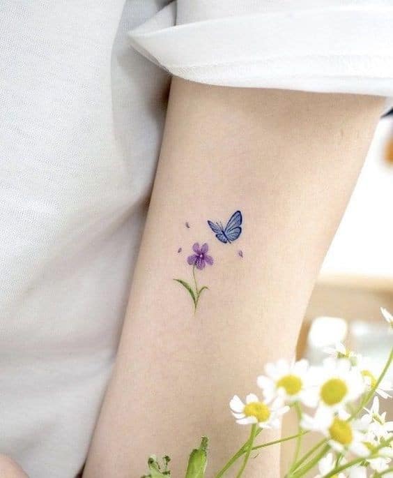 30 Tatouages minimalistes chevilles pour femme 20 30 Tatouages minimalistes chevilles pour femme 20