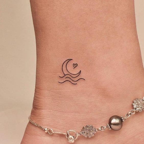 30 Tatouages minimalistes chevilles pour femme 7 30 Tatouages minimalistes chevilles pour femme 7
