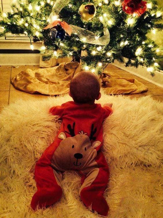 17 belles idées pour photographier votre bébé à Noël 3 17 belles idées pour photographier votre bébé à Noël 3