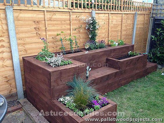 39 idées de bancs en bois DIY pour vos fleurs 7