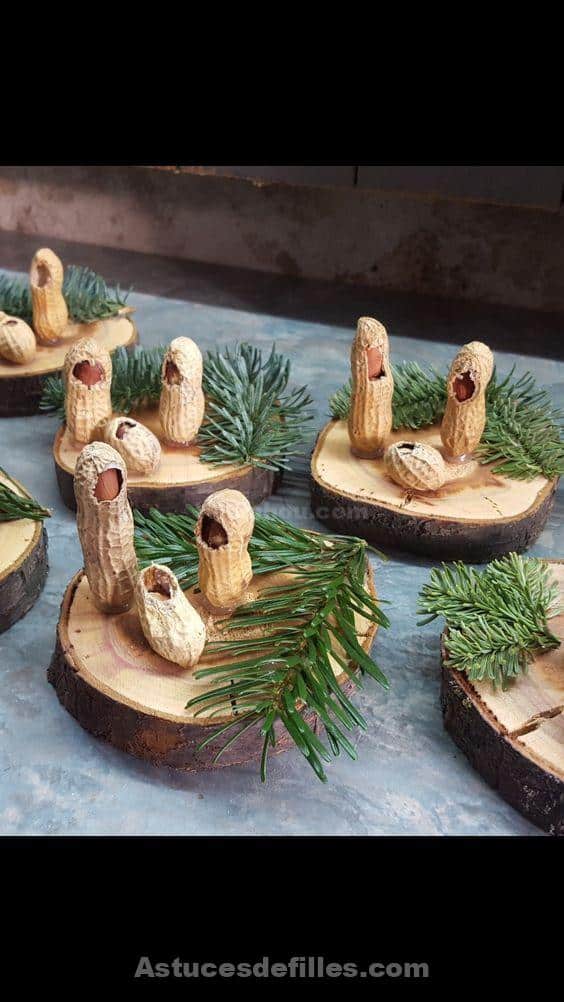 30 Centres de tables de Noël DIY en bois à recréer pendant les vacances 30 30 Centres de tables de Noël DIY en bois à recréer pendant les vacances 30
