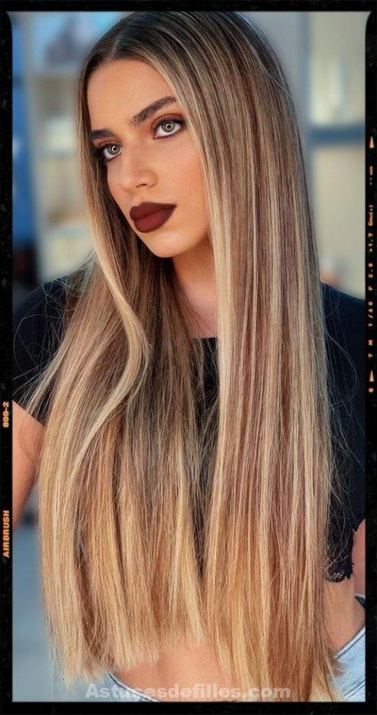 Les 50 plus beaux balayages caramel pour cheveux lisses 11 Les 50 plus beaux balayages caramel pour cheveux lisses 11