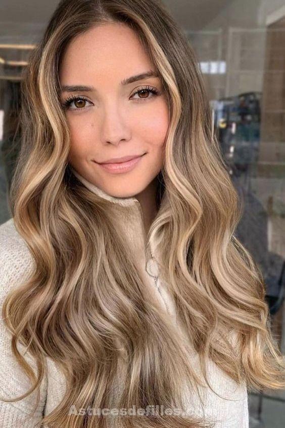 Les 50 plus beaux balayages caramel pour cheveux lisses 21 Les 50 plus beaux balayages caramel pour cheveux lisses 21