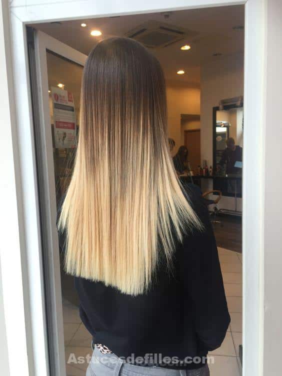 Les 50 plus beaux balayages caramel pour cheveux lisses 23 Les 50 plus beaux balayages caramel pour cheveux lisses 23
