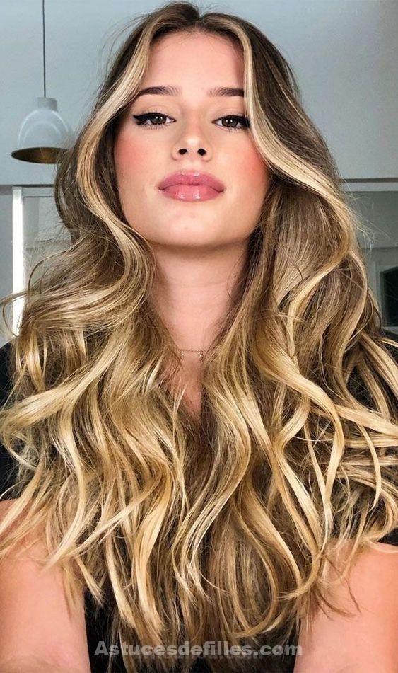 Les 50 plus beaux balayages caramel pour cheveux lisses 26 Les 50 plus beaux balayages caramel pour cheveux lisses 26