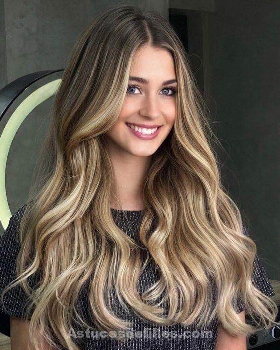 Les 50 plus beaux balayages caramel pour cheveux lisses 40 Les 50 plus beaux balayages caramel pour cheveux lisses 40
