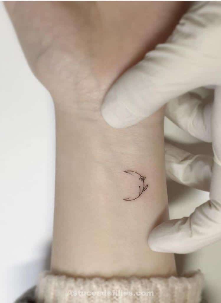50 top idées de petits tatouages minimalistes 9