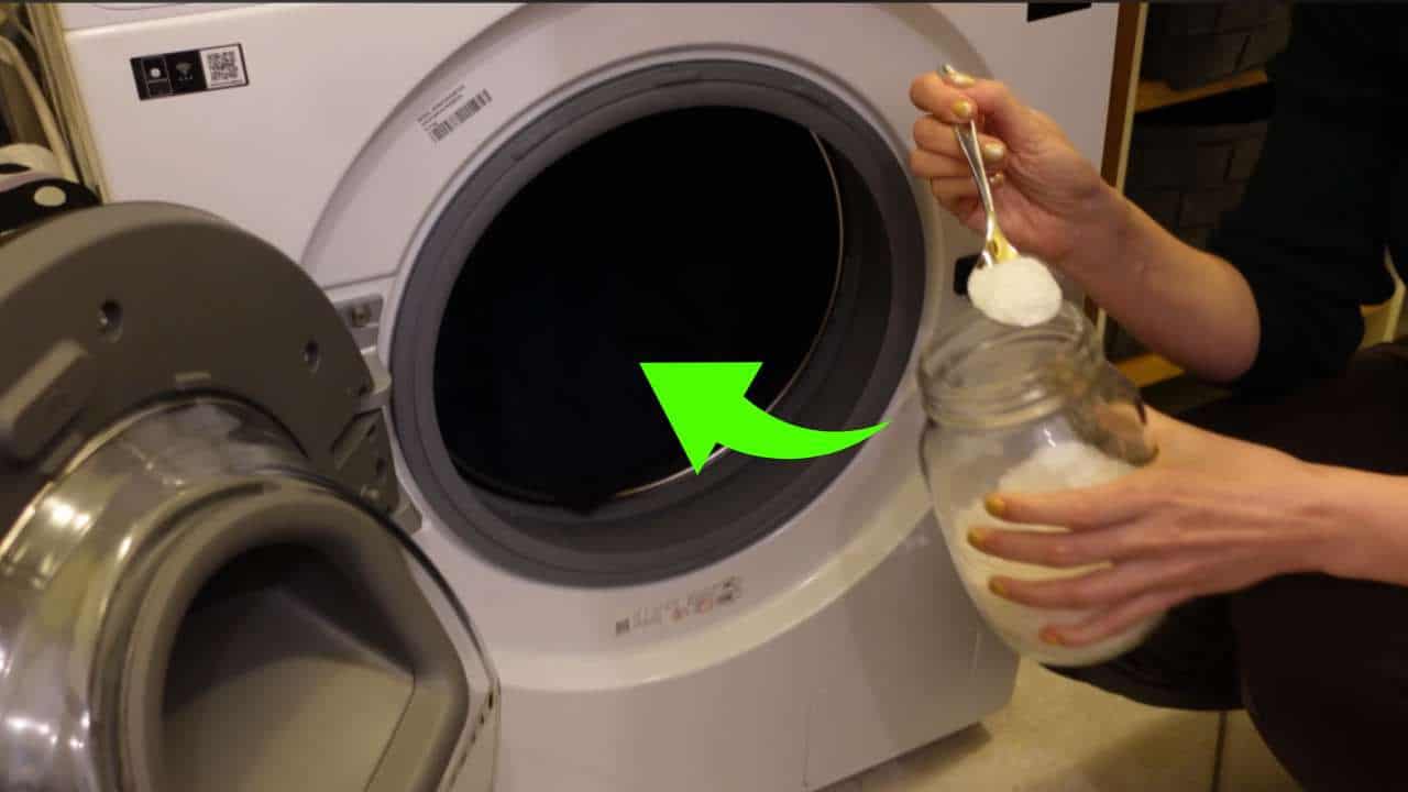 Lave-linge, un peu suffit : les vêtements sentiront bon pendant des jours 1 Machine à laver