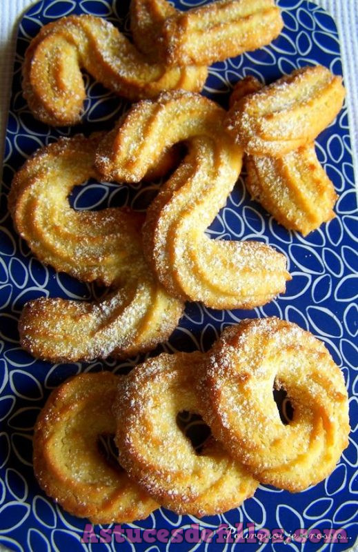 15 Desserts de Noël Rapides et Faciles en 15 minutes 4 15 Desserts de Noël Rapides et Faciles en 15 minutes 4