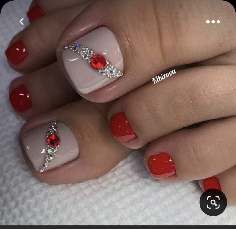 17 Idées de Pédicures Rouges Pour Embellir les Pieds 4 17 Idées de Pédicures Rouges Pour Embellir les Pieds 4